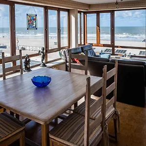  Apartment Uniek Zeezicht